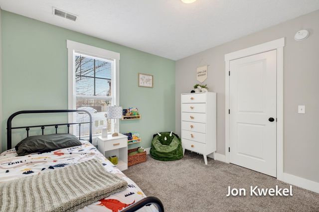 5096 Alyssum Drive SE, Kentwood, MI 49512