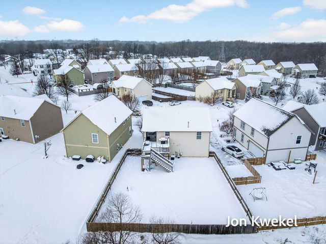 5096 Alyssum Drive SE, Kentwood, MI 49512