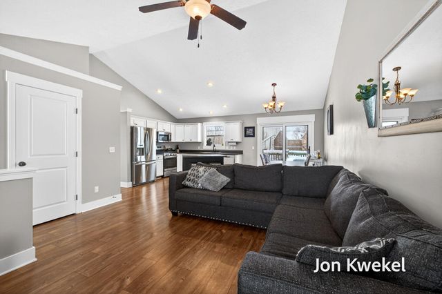 5096 Alyssum Drive SE, Kentwood, MI 49512