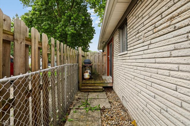 828 Cottage Avenue, Indianapolis, IN 46203