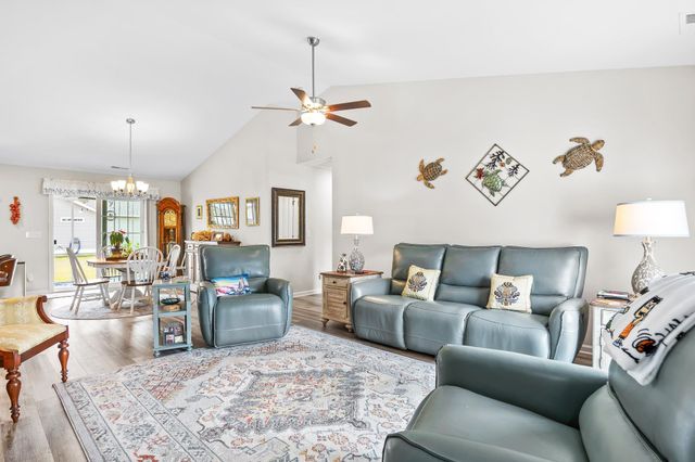 779 Woodside Dr., Conway, SC 29526