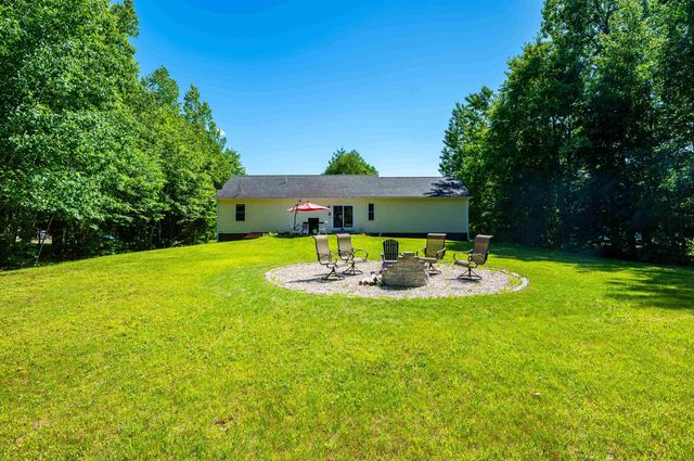 60 Anderson Lane, Rochester, NH 03867
