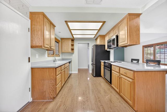 5430 Paragon St, Rocklin, CA 95677