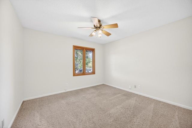 5430 Paragon St, Rocklin, CA 95677