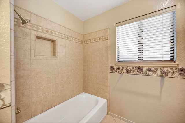 5430 Paragon St, Rocklin, CA 95677