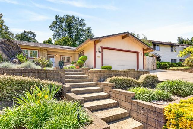 5430 Paragon St, Rocklin, CA 95677