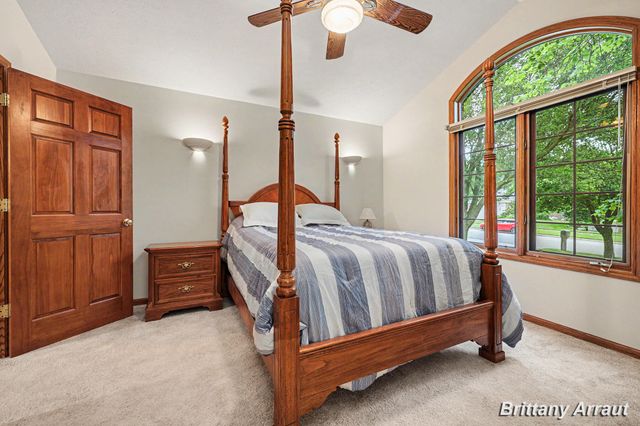 2289 Pheasant Avenue Nw, City Of Walker, MI 49534