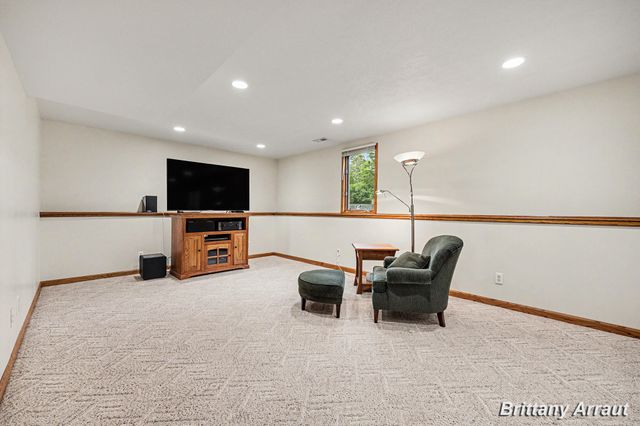 2289 Pheasant Avenue Nw, City Of Walker, MI 49534
