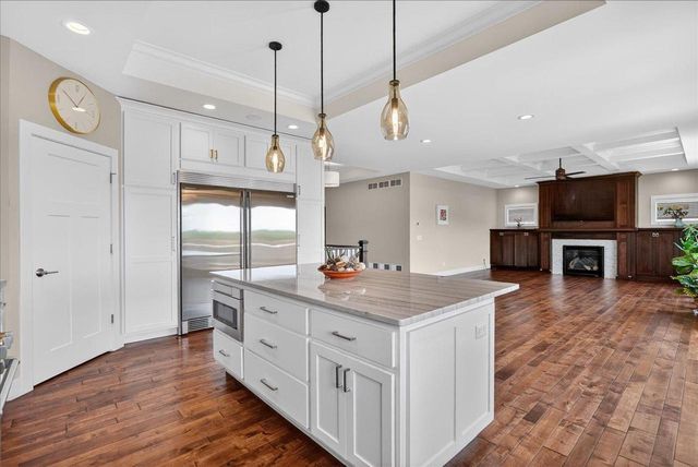 9025 Royal Oaks Circle, Verona, WI 53593