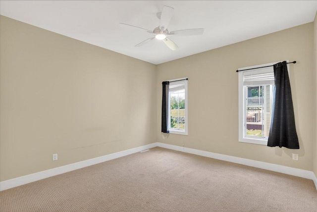 9025 Royal Oaks Circle, Verona, WI 53593