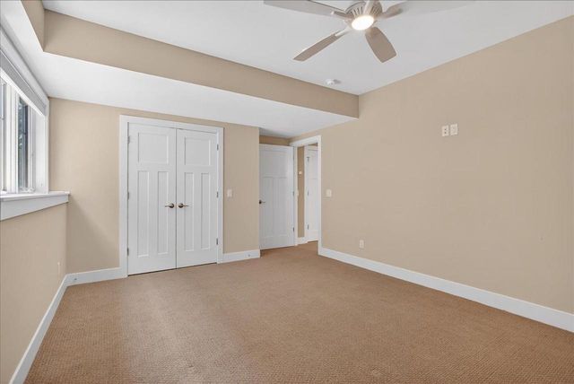 9025 Royal Oaks Circle, Verona, WI 53593
