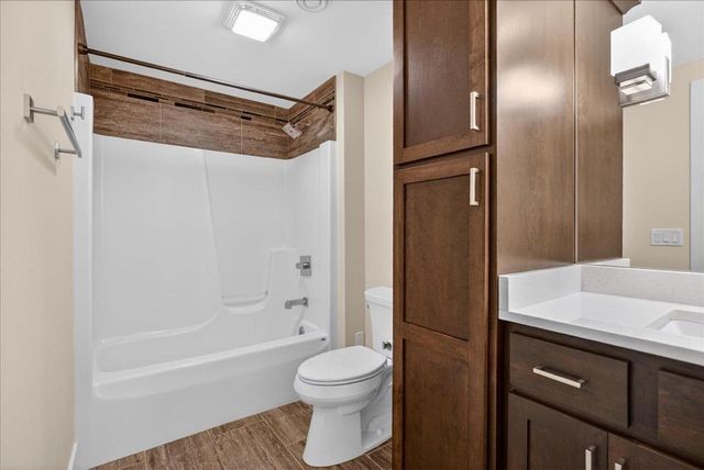 9025 Royal Oaks Circle, Verona, WI 53593