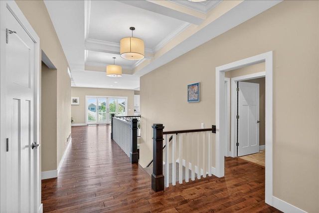 9025 Royal Oaks Circle, Verona, WI 53593