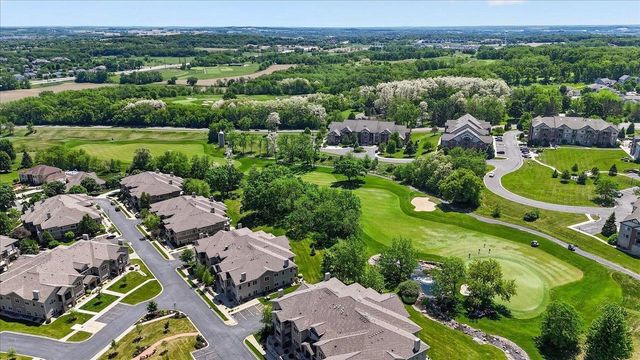 9025 Royal Oaks Circle, Verona, WI 53593