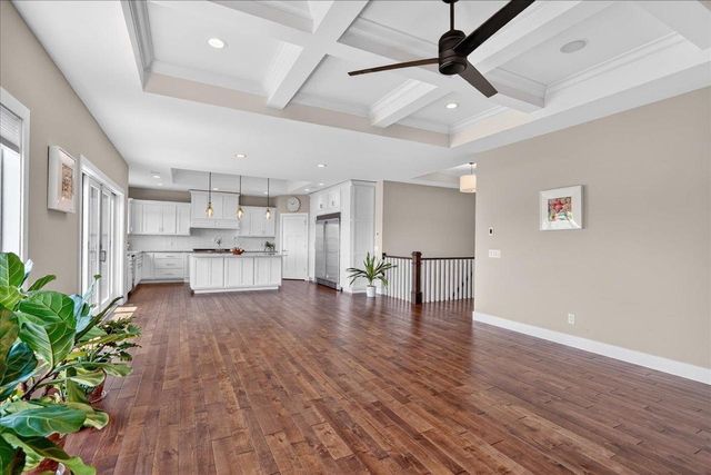 9025 Royal Oaks Circle, Verona, WI 53593