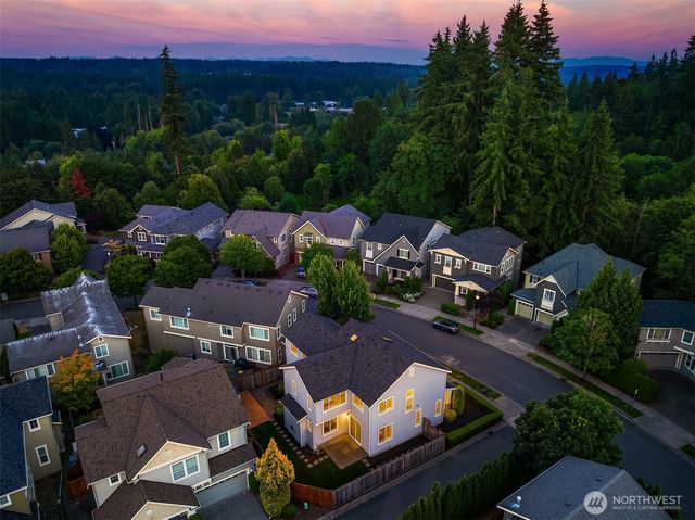 18220 NE 110th Street, Redmond, WA 98052