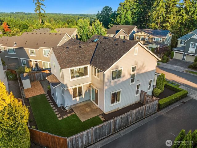 18220 NE 110th Street, Redmond, WA 98052