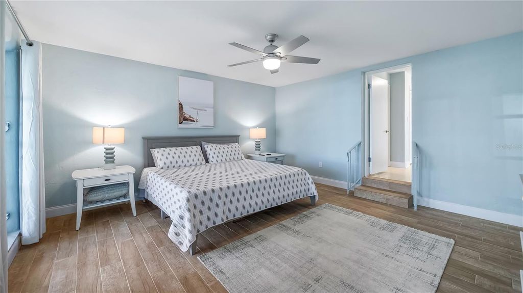 Image 33 of property listing at 102 EAST CIRCLE, New Smyrna Beach, FL 32169