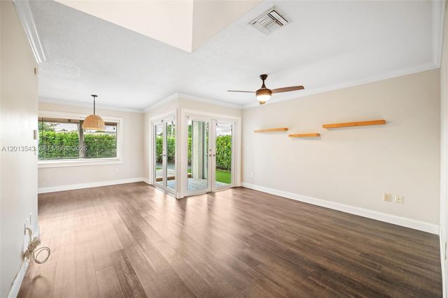 829 NW 99th Ave, Plantation, FL 33324