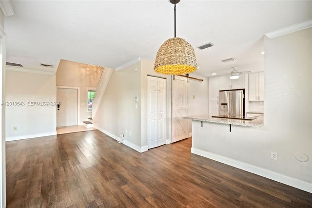829 NW 99th Ave, Plantation, FL 33324