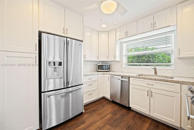 829 NW 99th Ave, Plantation, FL 33324