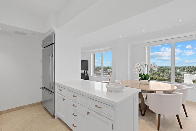 150 Bradley Place 615, Palm Beach, FL 33480