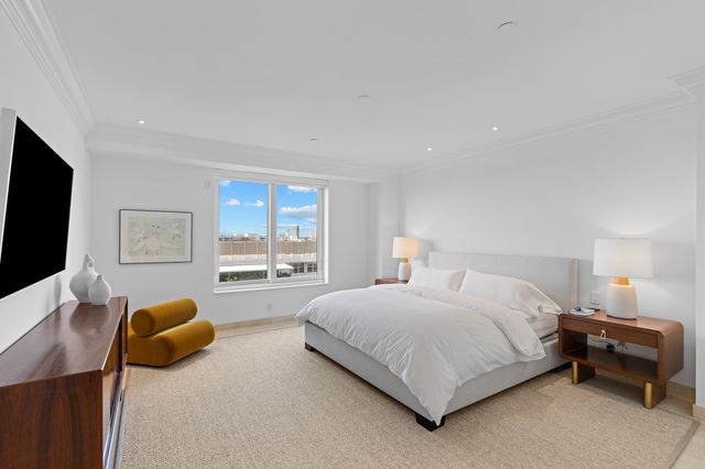 150 Bradley Place 615, Palm Beach, FL 33480