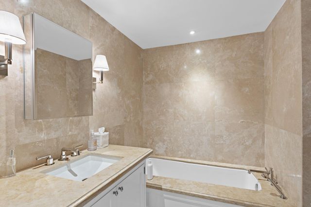 150 Bradley Place 615, Palm Beach, FL 33480