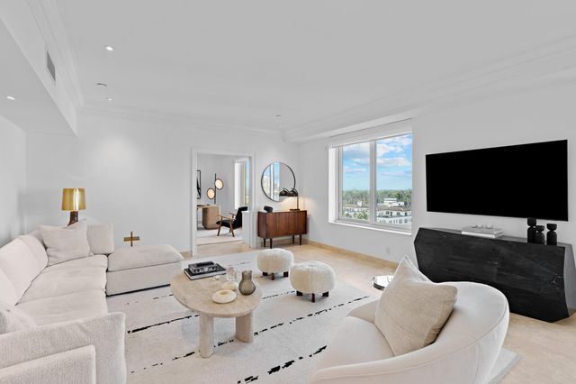 150 Bradley Place 615, Palm Beach, FL 33480