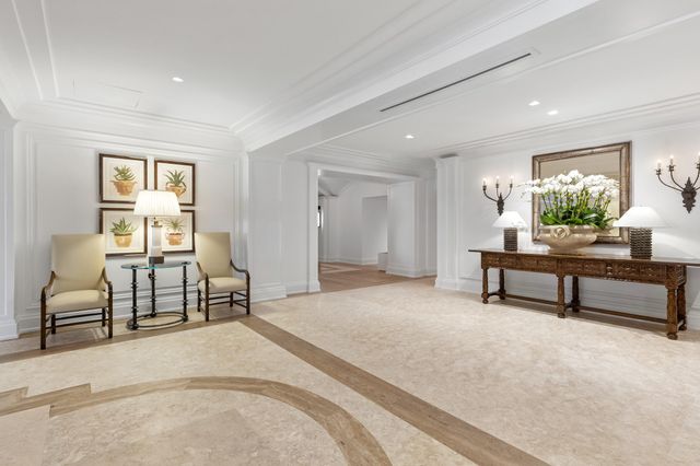 150 Bradley Place 615, Palm Beach, FL 33480