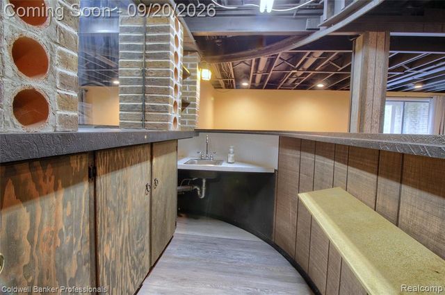 35468 Heritage Lane, Farmington, MI 48335