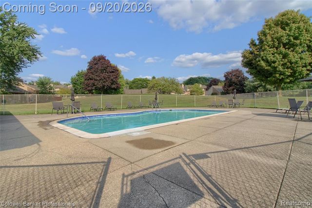 35468 Heritage Lane, Farmington, MI 48335