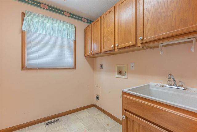 86 Stony Pointe Drive, Springboro, OH 45066