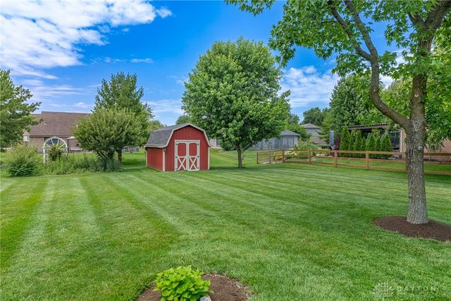 86 Stony Pointe Drive, Springboro, OH 45066