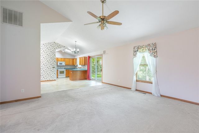 86 Stony Pointe Drive, Springboro, OH 45066
