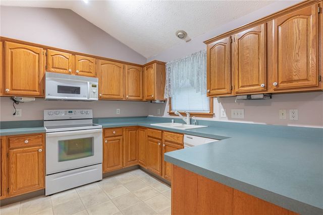 86 Stony Pointe Drive, Springboro, OH 45066