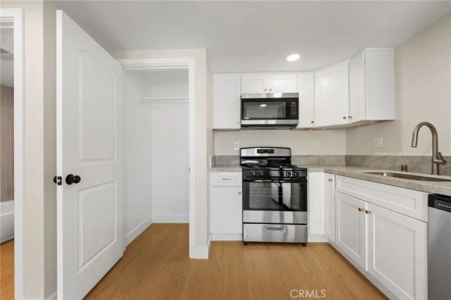 3020 E 3rd 15, Long Beach, CA 90814
