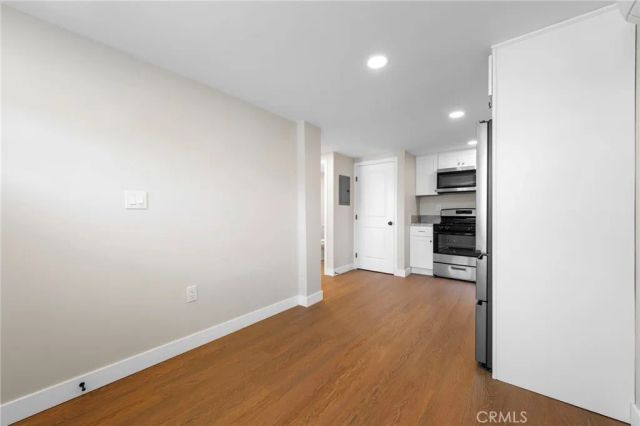 3020 E 3rd 15, Long Beach, CA 90814