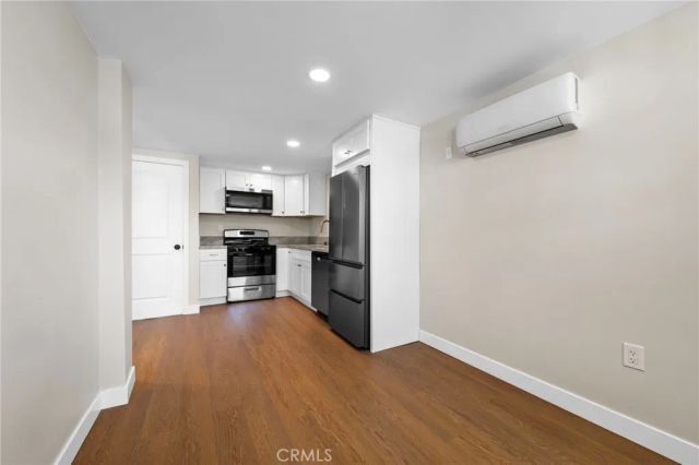 3020 E 3rd 15, Long Beach, CA 90814