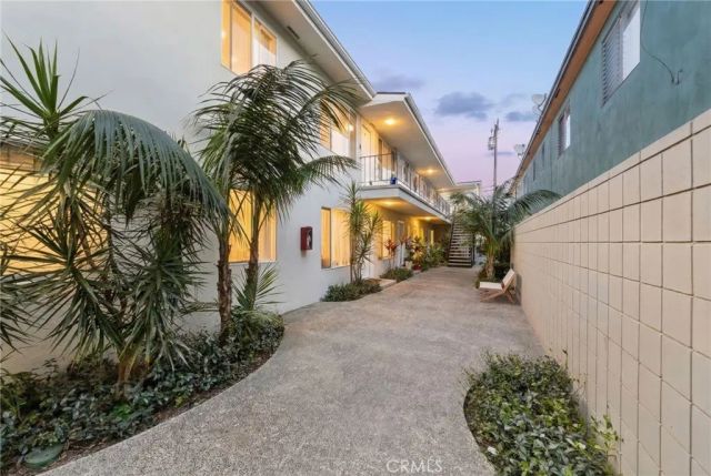 3020 E 3rd 15, Long Beach, CA 90814