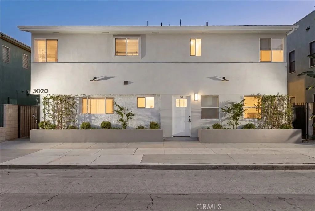 3020 E 3rd 15, Long Beach, CA 90814