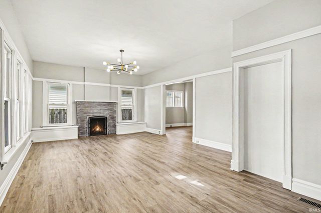 641 E 4th Street, Mishawaka, IN 46544