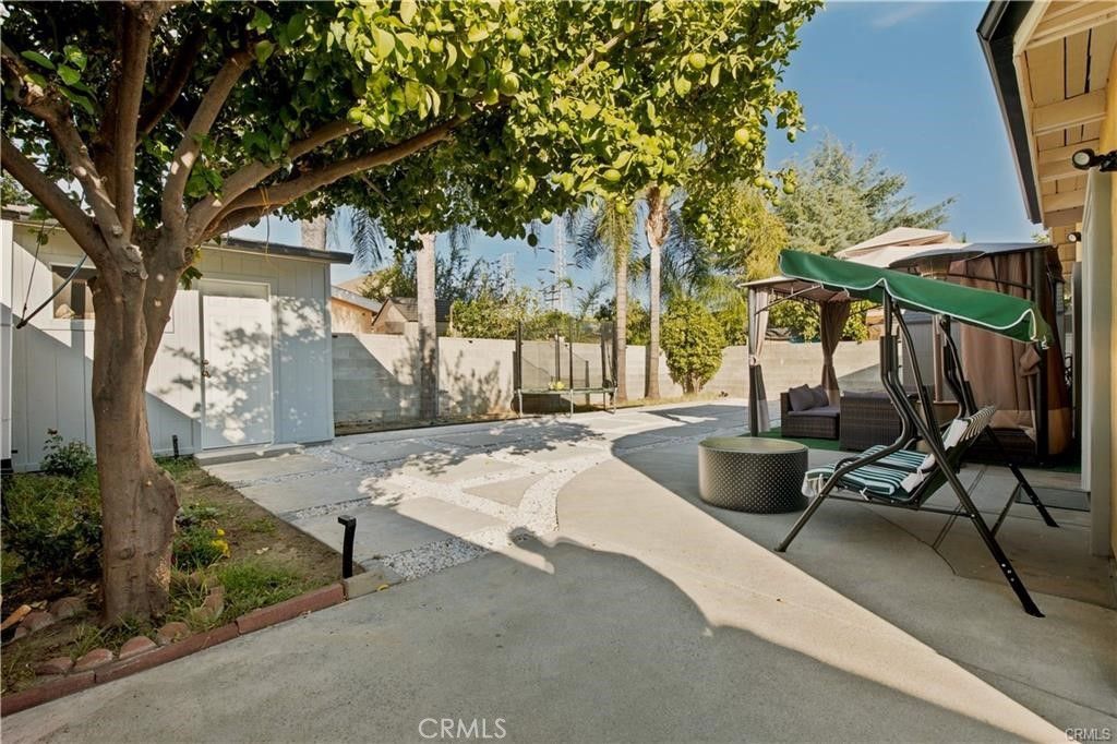 8646 Nagle, Panorama City, CA 91402 — photo 3