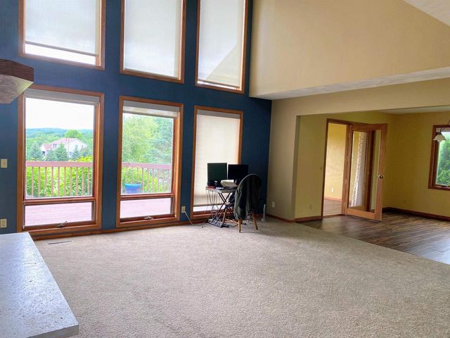 60439 Fairway Court, Prairie Du Chien, WI 53821