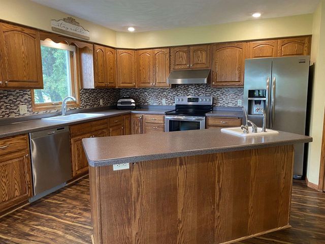 60439 Fairway Court, Prairie Du Chien, WI 53821