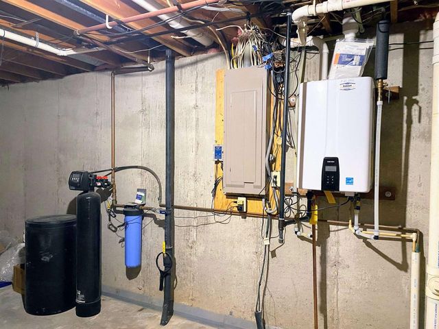 60439 Fairway Court, Prairie Du Chien, WI 53821