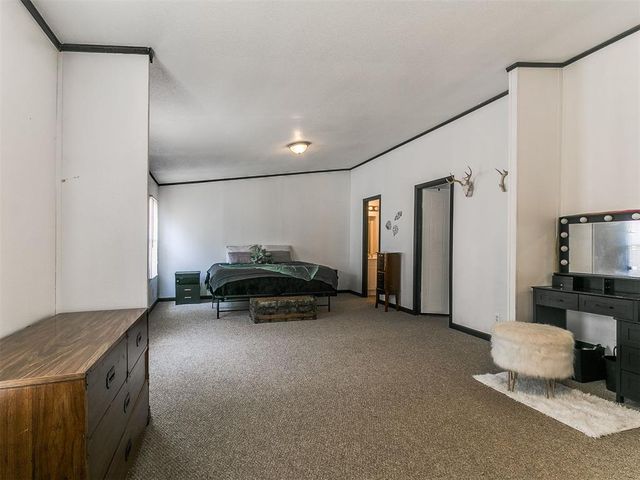 9156 Prairie Dog Drive, Edmond, OK 73034