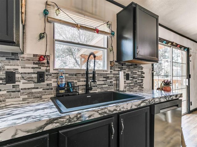 9156 Prairie Dog Drive, Edmond, OK 73034