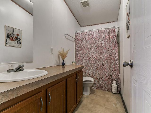 9156 Prairie Dog Drive, Edmond, OK 73034