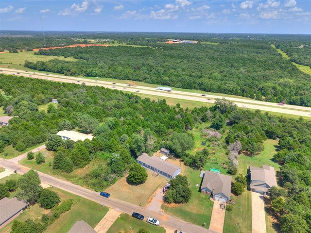 9156 Prairie Dog Drive, Edmond, OK 73034